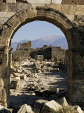 Ruins of Hierapolis, Near Pamukkale, Unesco World Heritage Site, Anatolia, Turkey Fotografie-Druck von Michael Short