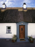 Thatch Roofed Cottage in County Sligo, Ireland Photographic Print by Dave Bartruff