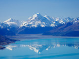 Aoraki, Mt Cook and Lake Pukaki, South Canterbury, South Island, New Zealand Photographic Print by David Wall