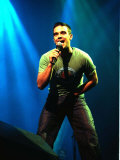 Robbie Williams in Concert at Slane Castle, Ireland, August 1999 Photographie