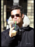 Singer Robbie Williams Pictured in Edinburgh, March 2002 Photographie