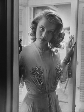 Linda Christian