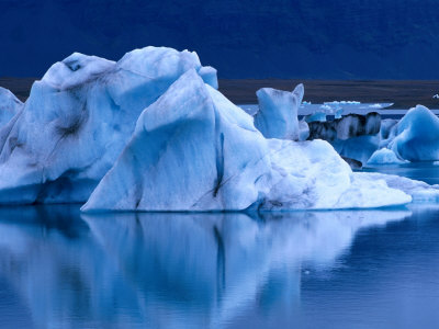 images of icebergs. Jokullsarlon Lagoon Containing Icebergs from Breidamerkurjokull Glacier, 