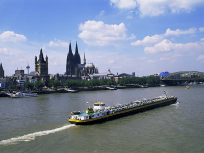 http://cache2.allpostersimages.com/p/LRG/21/2161/ZWECD00Z/posters/merten-hans-peter-river-rhine-and-cologne-koln-north-rhine-westphalia-germany.jpg