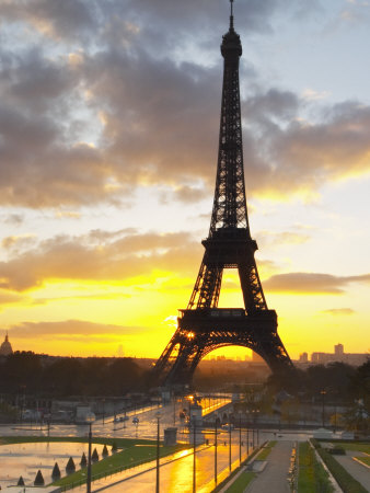 Eiffel Tower at Dawn, Place Trocadero Square, Paris, France Photographic 