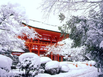 kamigamo-shrine-in-snow-kyoto-japan.jpg