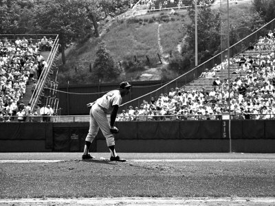 Los Angeles Dodgers Pitcher Sandy Koufax in Action During a Game Against the Milwaukee Braves Premium Photographic Print by Robert W. Kelley