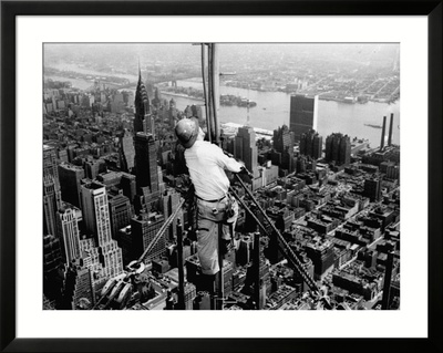 Construction for the Empire State Building's New 217 Foot Multiple Construction for the Empire State Building's New 217 Foot Multiple