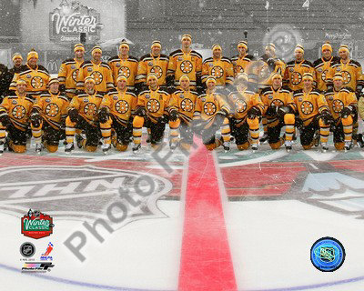 The Boston Bruins Team Photo 2010 NHL Winter Classic Photo