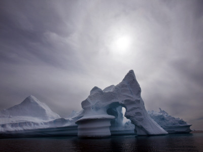 http://cache2.allpostersimages.com/p/LRG/42/4205/JEGNF00Z/posters/iceberg-melts-off-ammassalik-island-in-eastern-greenland.jpg