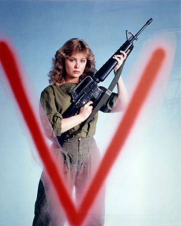 Top 5 personajes favoritos de series - Página 3 Faye-grant-v