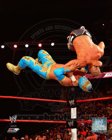 Sin Cara 2011 Action Photo