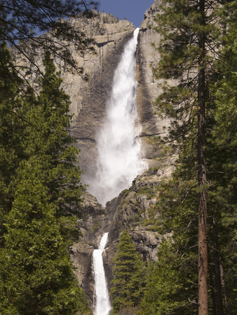 Upper and Lower Yosemite Falls, Yosemite National Park, Sierra Nevada Mountains, California, USA Photographic Print by Sean Bagshaw