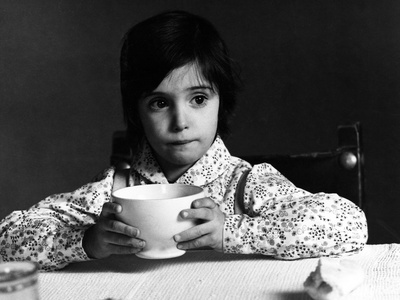 The Spirit Of The Beehive, (AKA El Espiritu De La Colmena), Ana Torrent, 1973 Photo