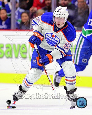 Ryan Nugent-Hopkins 2012-13 Action Photo