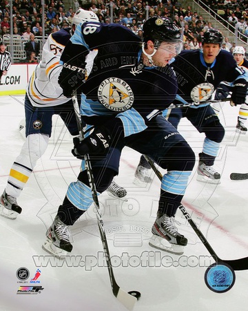 Pittsburgh Penguins - James Neal Photo Photo