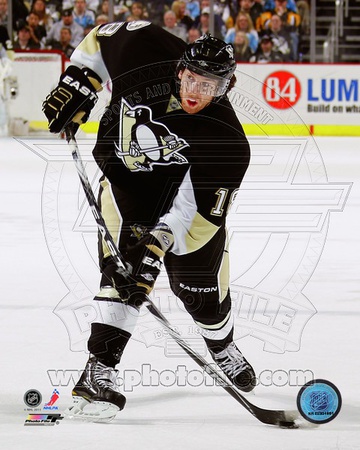 Pittsburgh Penguins - James Neal Photo Photo