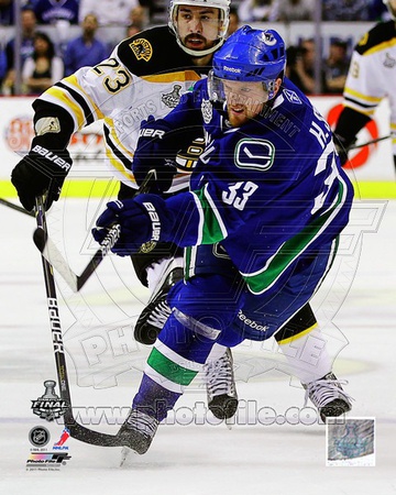 Vancouver Canucks - Henrik Sedin Photo Photo