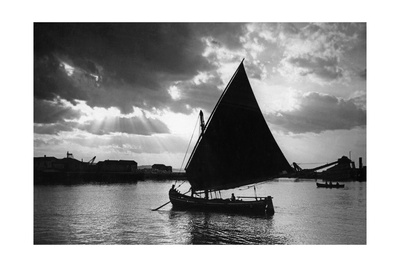 Segelboot bei Ancona, 1930er Jahre Photographic Print by Scherl Süddeutsche Zeitung Photo