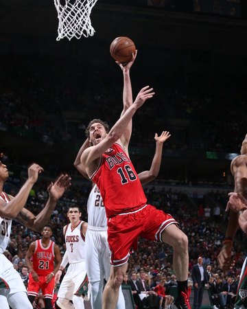 Chicago Bulls v Milwaukee Bucks - Game Three Photo by Gary Dineen