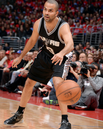 San Antonio Spurs v Los Angeles Clippers - Game Two Photo by Andrew D Bernstein