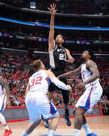 San Antonio Spurs v Los Angeles Clippers - Game Two Photo by Andrew D Bernstein