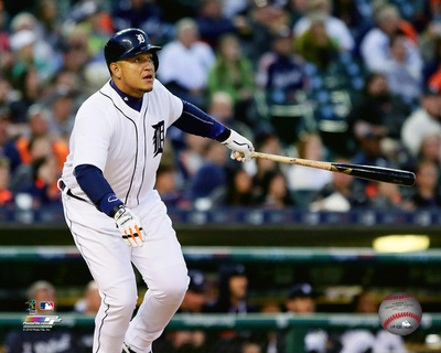 Miguel Cabrera 2016 Action Photo