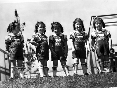 Dionne Quintuplets Group Picture in Classic Photo by  Movie Star News