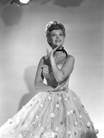 Dinah Shore Portrait wearing White Fancy Dress Photo by  Movie Star News