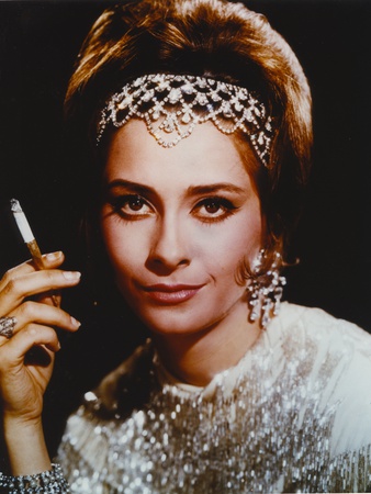 Elizabeth Ashley Posed while Smoking Cigarette Photo by  Movie Star News