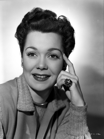 Jane Wyman Portrait in Grey Linen Tweed Long Sleeve Shirt and Round Neck Cotton Shirt with Right Ha Photo by  Movie Star News