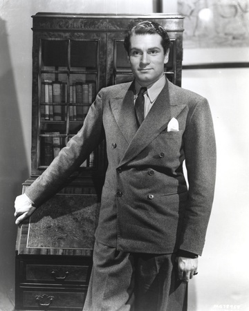 Laurence Olivier wearing Formal Suit in Black and White Portrait Photo by  Movie Star News