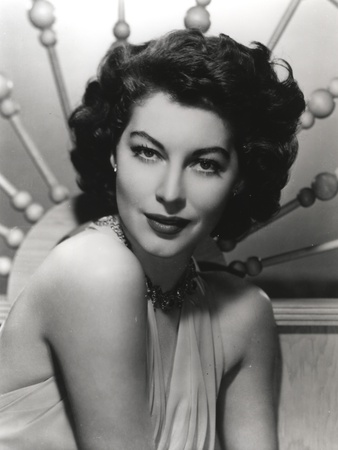 Close Up Portrait of Ava Gardner in Beautiful Pose Photo by  Movie Star News