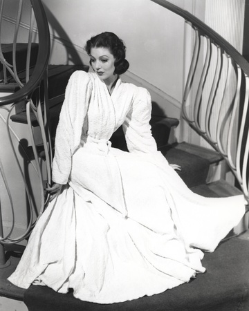 Loretta Young Old White Long Sleeve Dress Photo by  Movie Star News