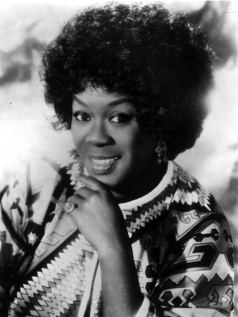 Sarah Vaughan in Black and White Portrait Photo by  Movie Star News