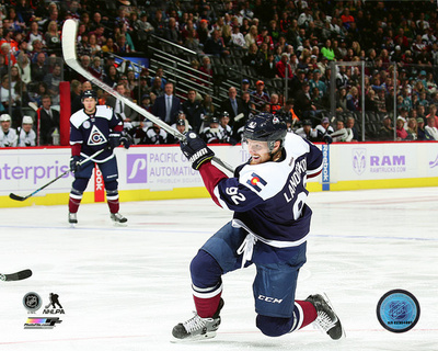 Gabriel Landeskog 2015-16 Action Photo