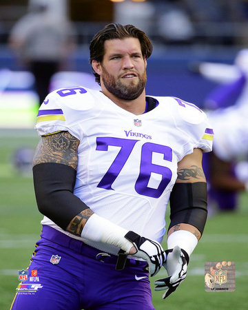 Alex Boone 2016 Action Photo