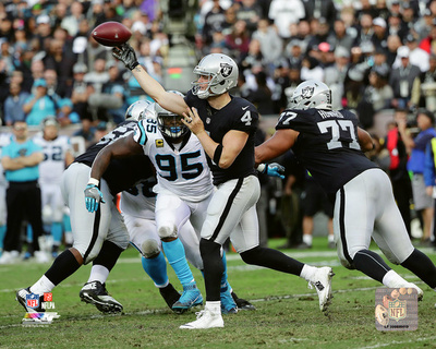 NFL: Derek Carr 2016 Action Photo