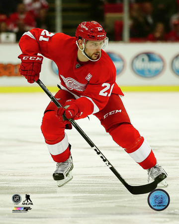 NHL: Tomas Tatar 2016-17 Action Photo