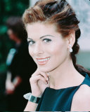 Debra Messing Photo