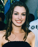 Anne Hathaway Photo