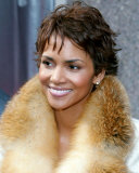 Halle Berry Photo