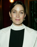 Carrie-Anne Moss Photo