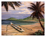 Pirogue sur la plage Posters par Paul Brent