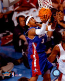 Allen Iverson en busca de los dos puntos en un partido de las estrellas, 2005 Fotografía Allen Iverson en busca de los dos puntos en un partido de las estrellas, 2005 Fotografía