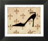 Schwarzer Schuh mit Absatz Kunstdrucke von Trish Biddle