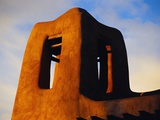 Adobe Tower in Low Sunlight Fotografie-Druck von Douglas Schwartz