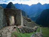 Ruines archéologiques à flanc de coteau à Machu Picchu Photographie par Jim Zuckerman