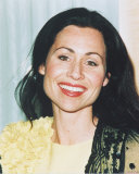 Minnie Driver Photo
