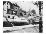 The Concert De Trianon in Paris, 84 Boulevard Rochechouart, September 1900 reproduction procédé giclée par Eugene Atget
